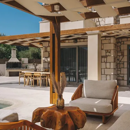 Bedrock Beachside With Private Pool Vasilikos (Zakynthos)