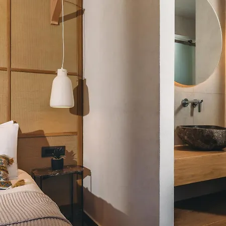 别墅 Bedrock Beachside With Private Pool