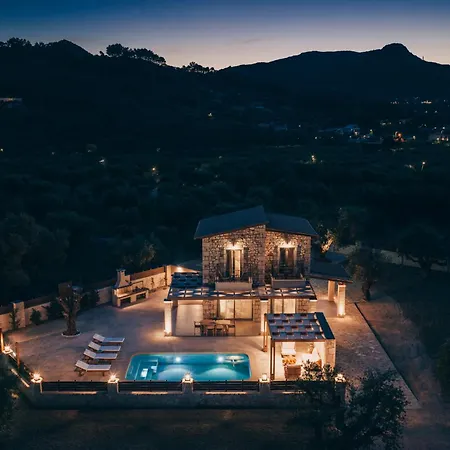 别墅 Bedrock Beachside With Private Pool Vasilikí