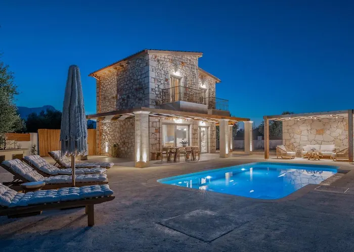 Vila Bedrock Beachside With Private Pool *