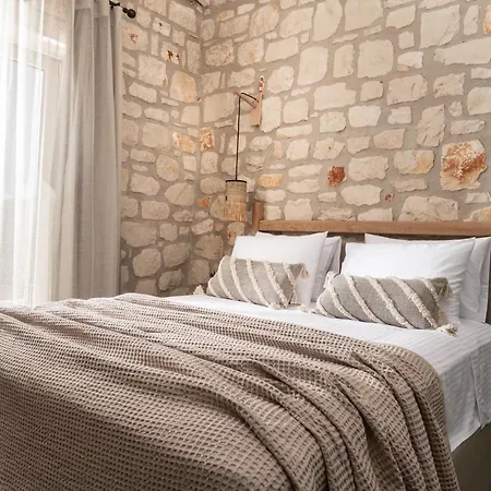 Βίλα Bedrock Beachside With Private Pool Ανω Βασιλικος