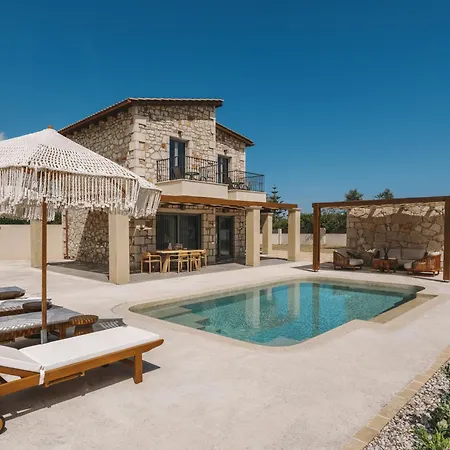 Villa Bedrock Beachside With Private Pool Vasilikí